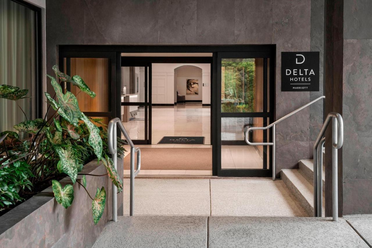 Delta Hotels By Marriott Richmond Downtown Exterior photo