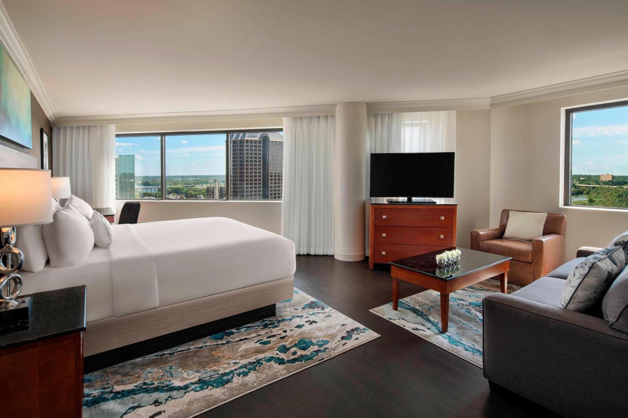 Delta Hotels By Marriott Richmond Downtown Exterior photo